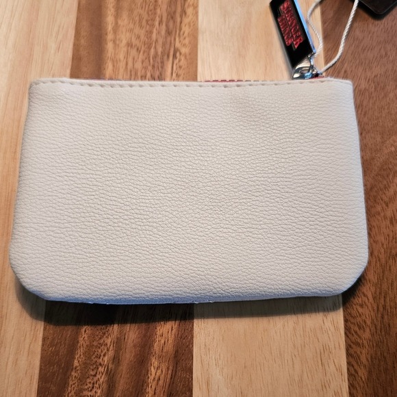 Stranger Things Primark Hellfire Club Quilted Coin Purse Cream New With Tags - Picture 6 of 9